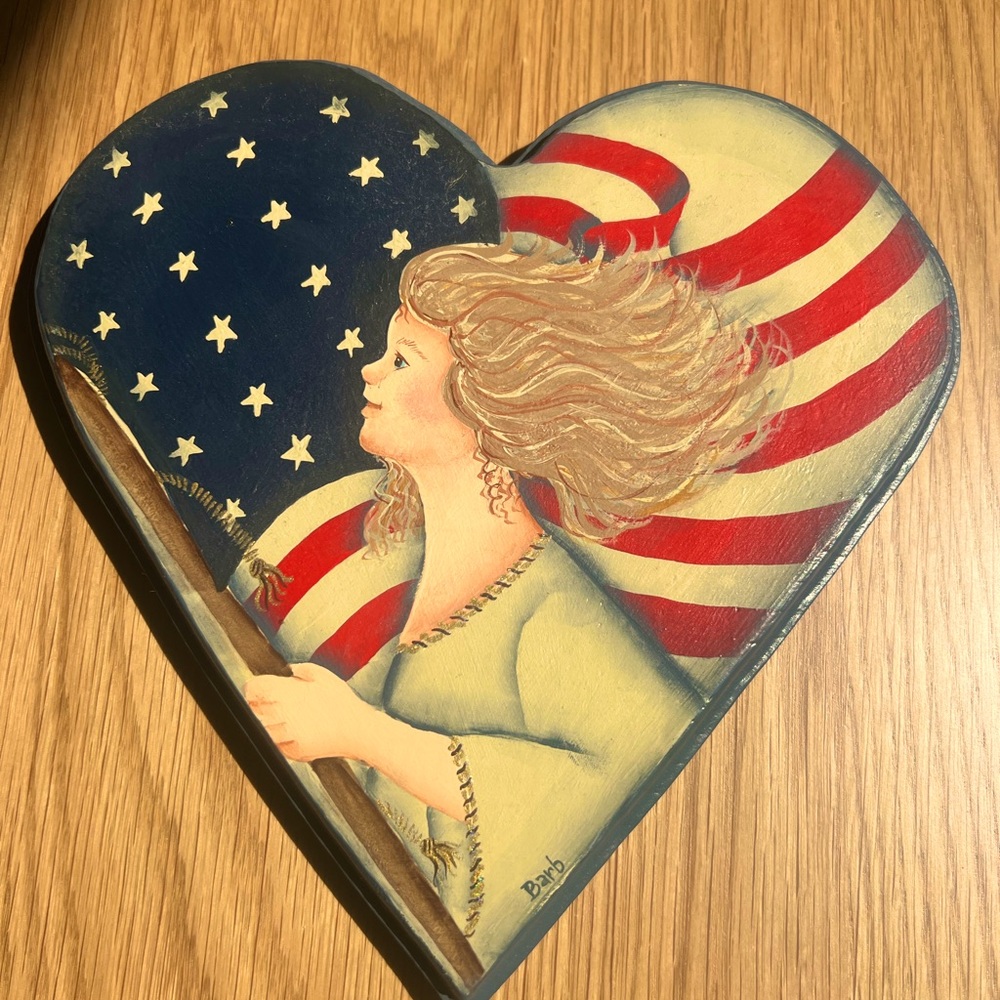 Heart-Shaped Patriotic Wall Art